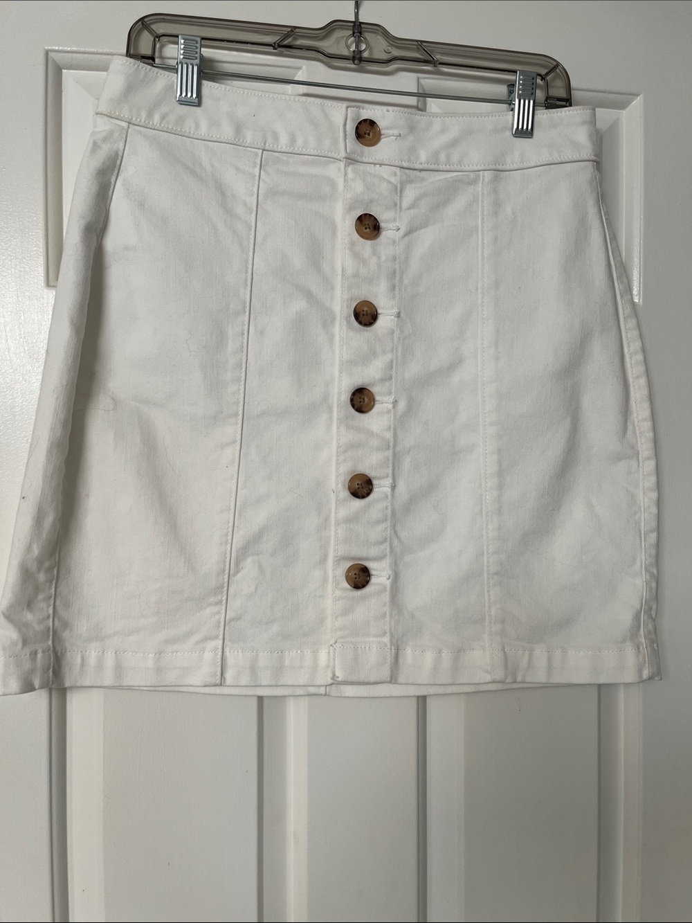LOFT White Button-Front Mini Skirt